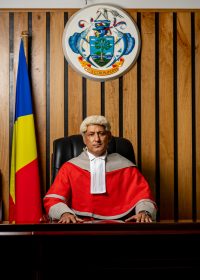 judge-esparon-2